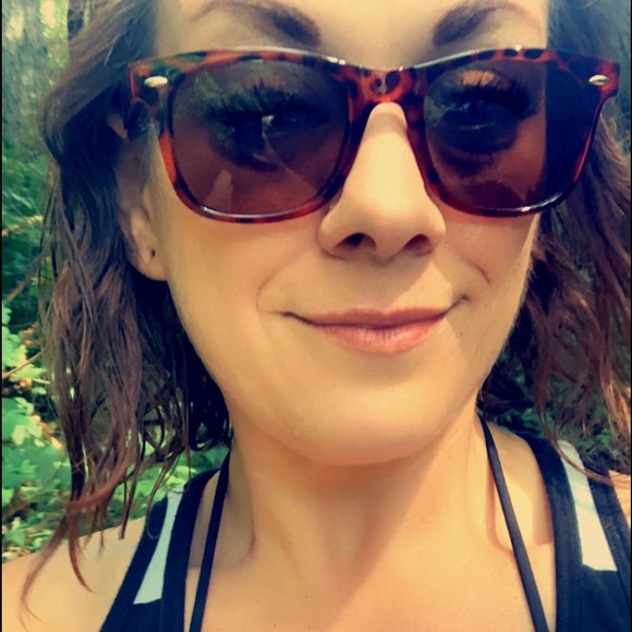 Meet your Posher, Kesha - Picture 3 of 4